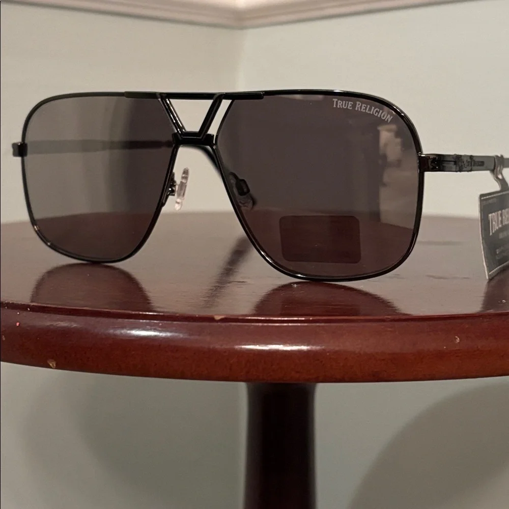 Brand New True Religion Square Aviator Metal Sunglasses Mirrored Lens Smoky Gray